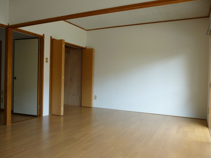 物件内観写真9　(居室)