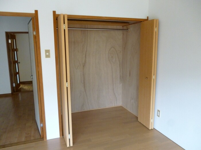 物件内観写真11　(収納)
