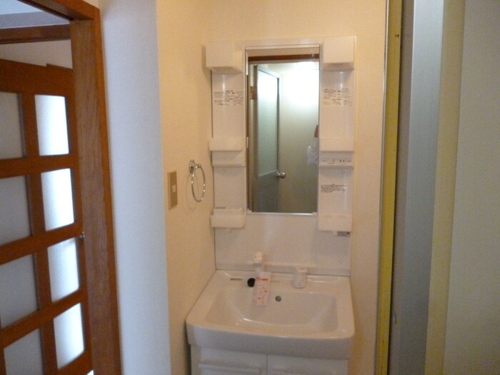 物件内観写真15　(洗面)