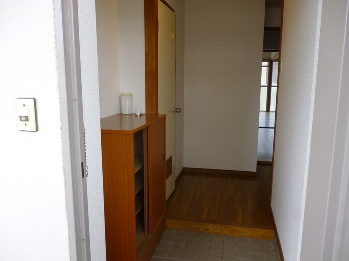 物件内観写真20　(玄関)