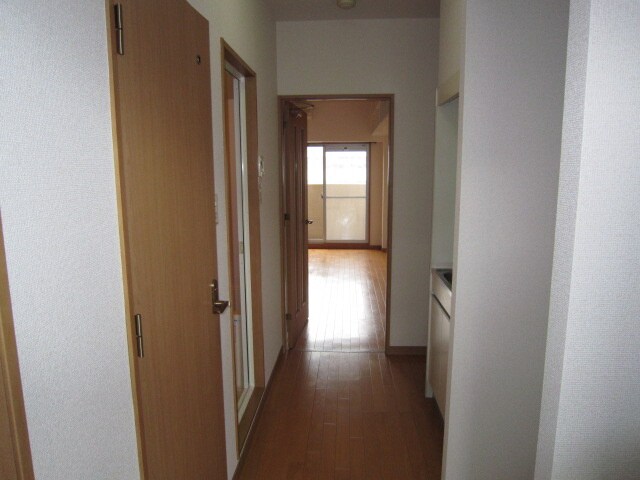 物件内観写真7　(廊下)