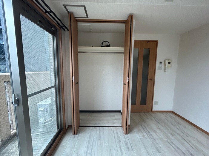 物件内観写真9　(収納)