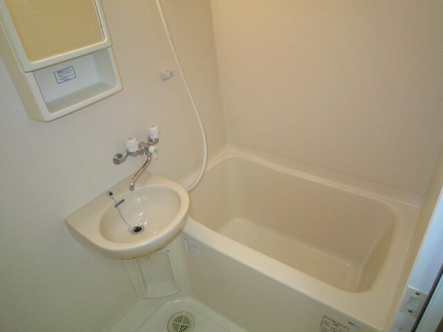 物件内観写真12　(バス／シャワールーム等)