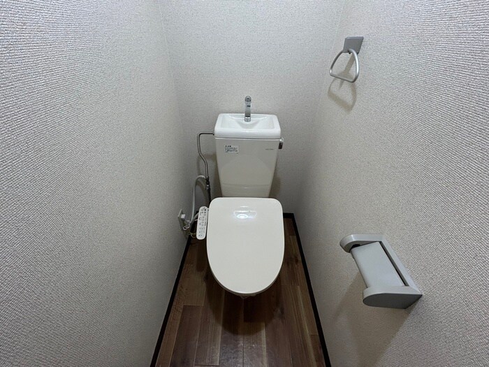 物件内観写真15　(トイレ)