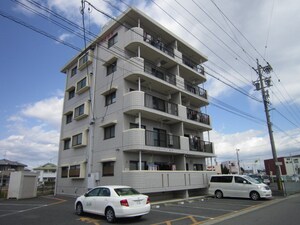 クロ－バ－浅井外観写真