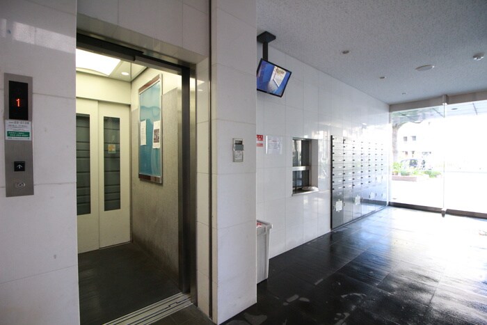 物件外観写真4　(建物設備)