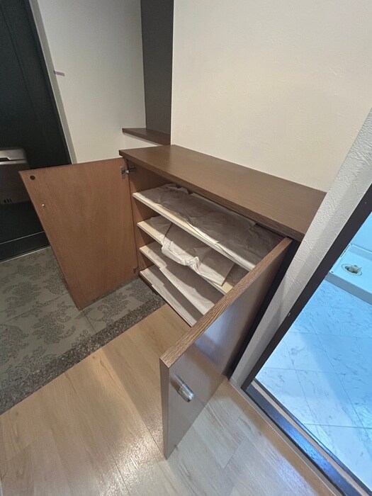 物件内観写真7　(靴箱)