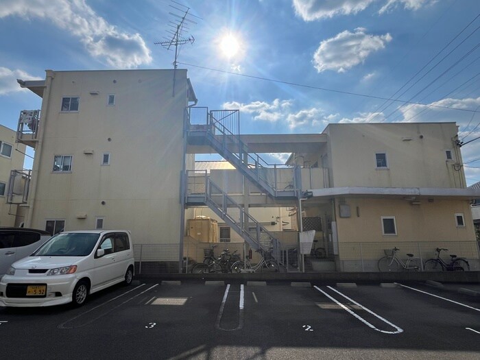 物件外観写真3　(外観写真)