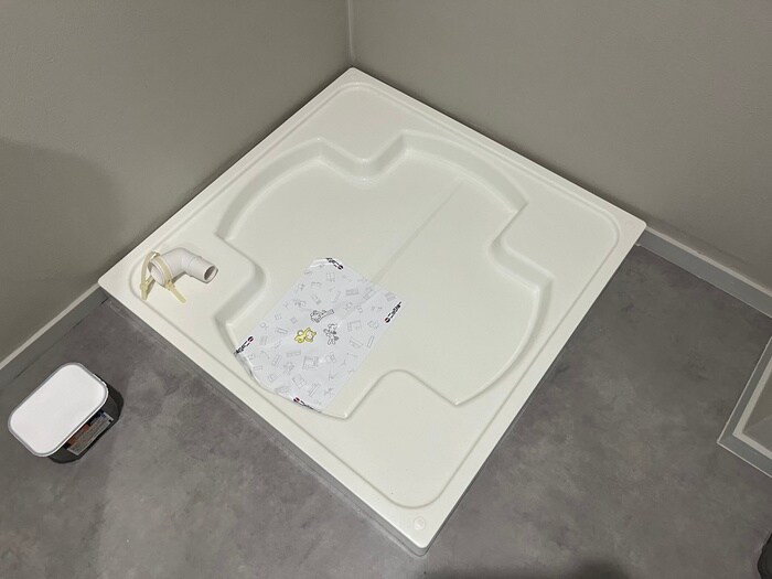 物件内観写真12　(洗濯機置場)