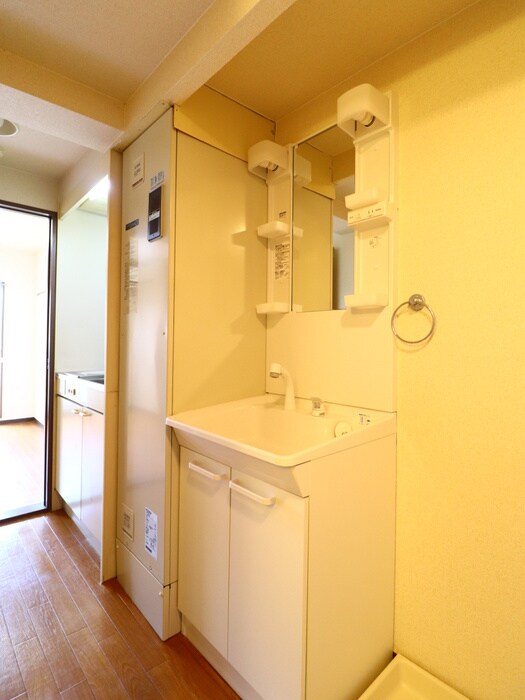 物件内観写真9　(洗面)