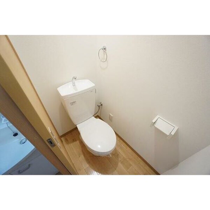 物件内観写真12　(トイレ)