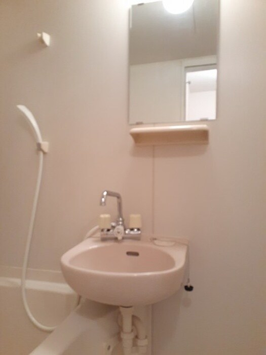 物件内観写真10　(洗面)