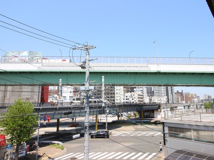 物件内観写真17　(室内からの展望)