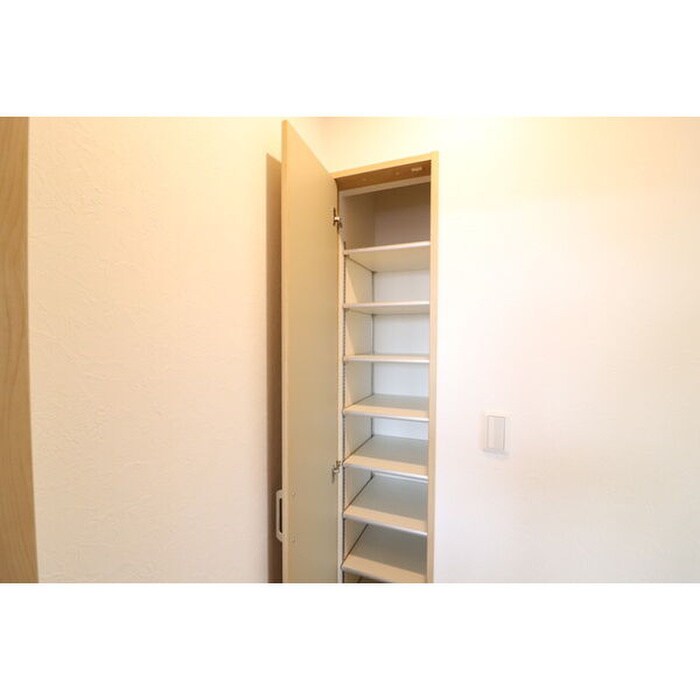 物件内観写真15　(靴箱)