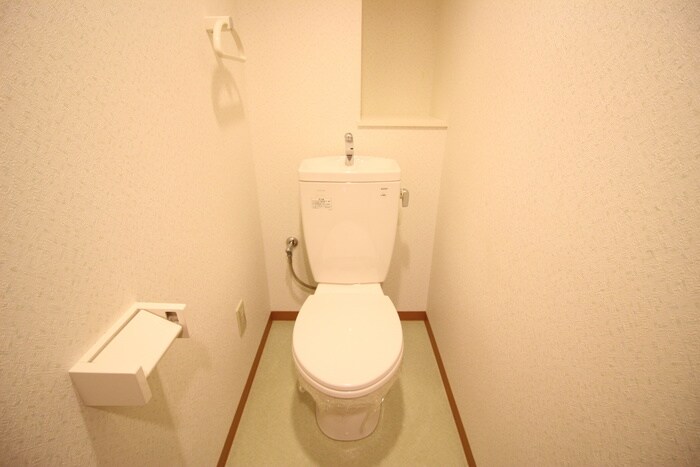 物件内観写真12　(トイレ)