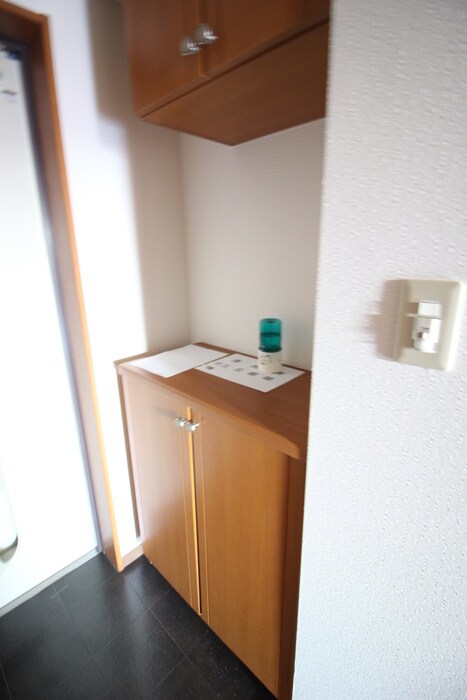 物件内観写真12　(靴箱)
