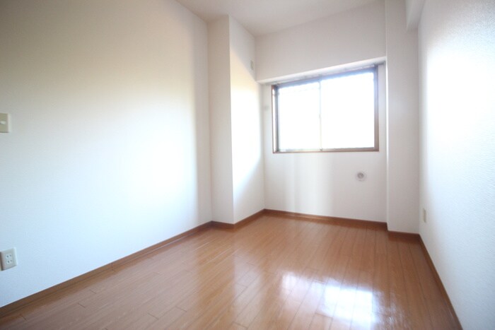 物件内観写真16　(居室)