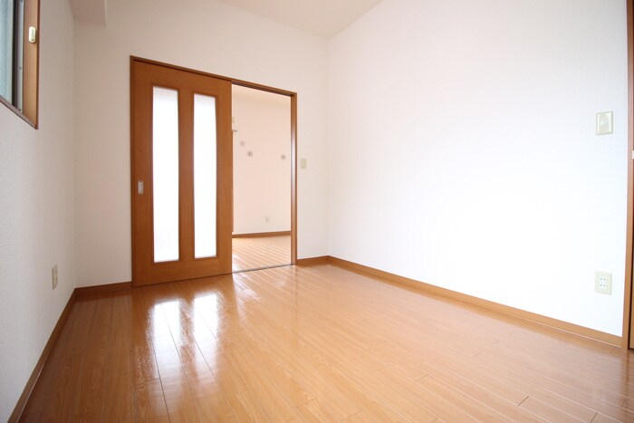 物件内観写真19　(居室)