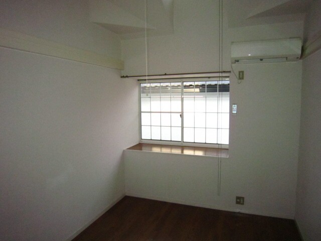 物件内観写真13　(居室)