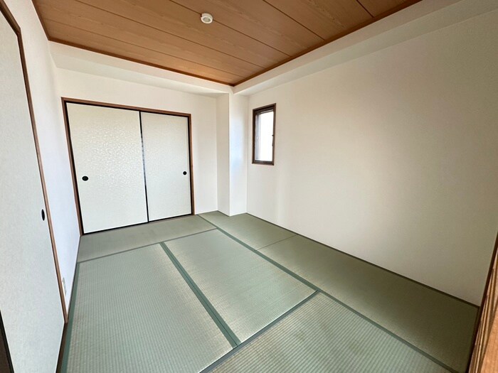 物件内観写真11　(居室)