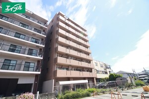 プリマヴェイラ南青山外観写真
