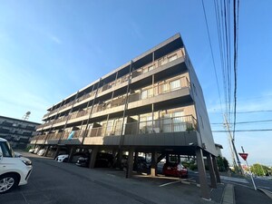 一ツ木ハイツ安井Ⅲ外観写真