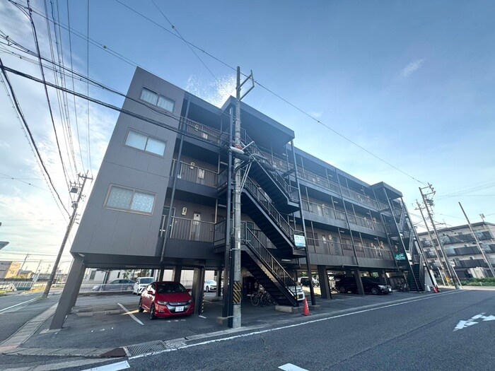 物件外観写真5　(外観写真)