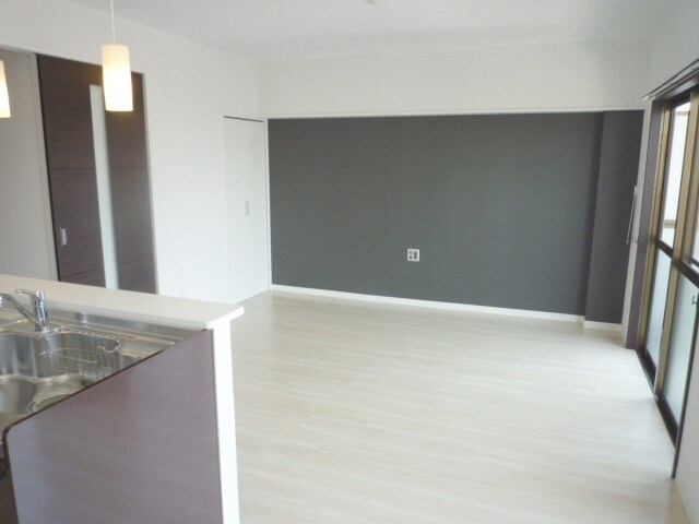 物件内観写真13　(居室)