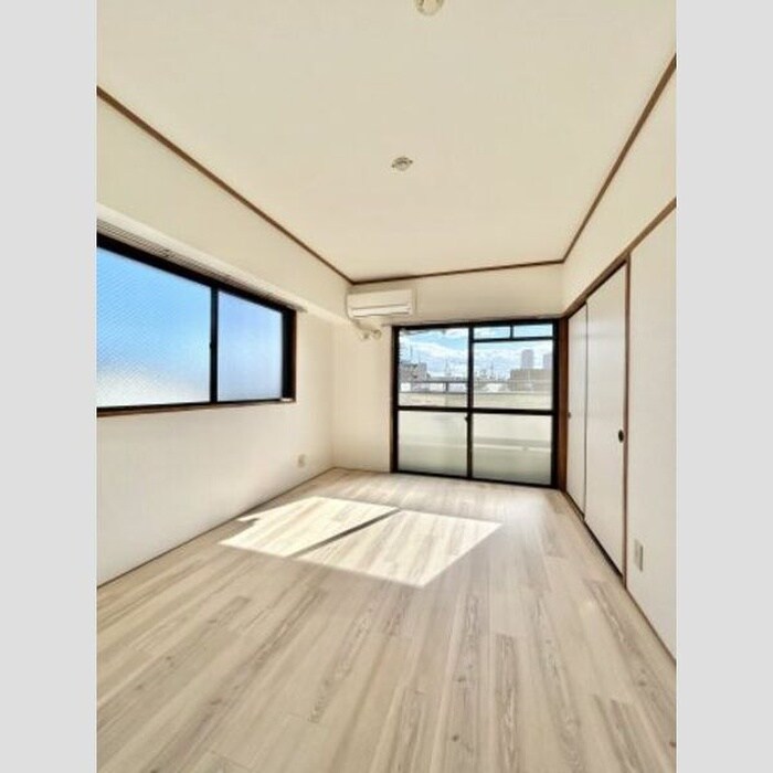 物件内観写真5　(居室)