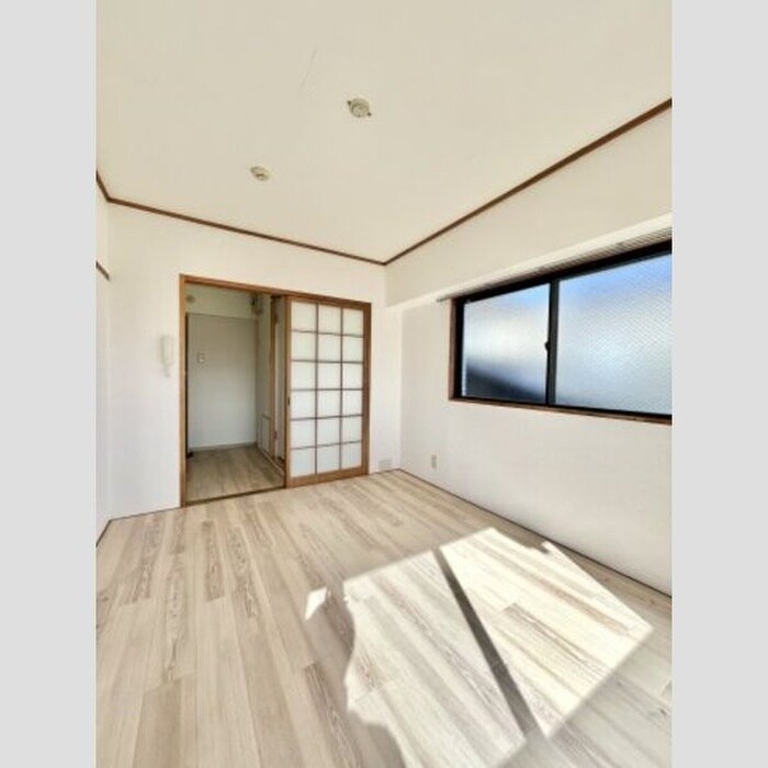 物件内観写真7　(居室)