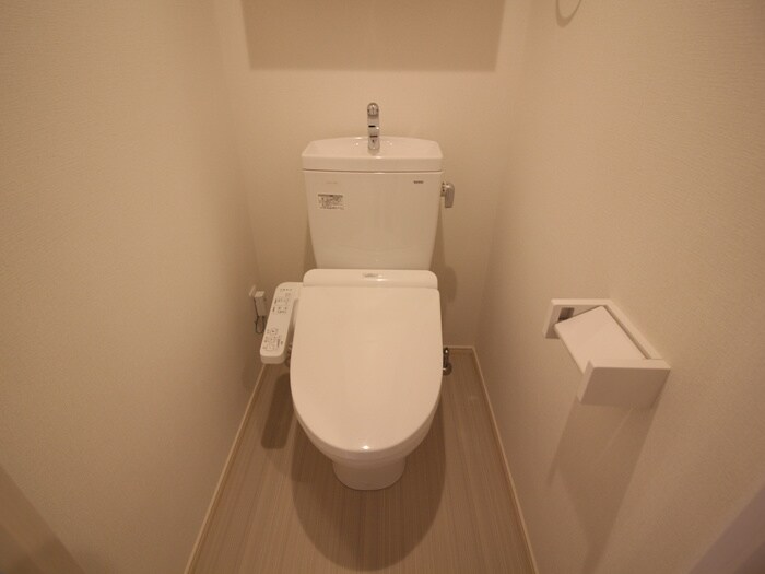 物件内観写真15　(トイレ)