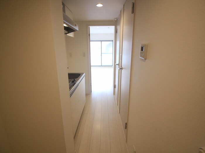 物件内観写真20　(廊下)