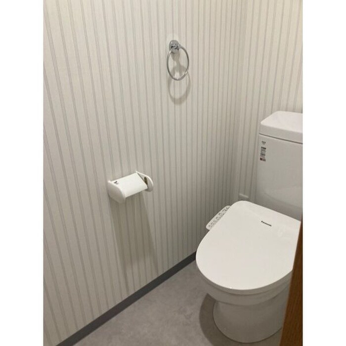 物件内観写真6　(トイレ)