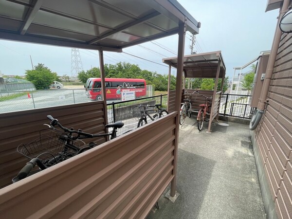 駐輪場