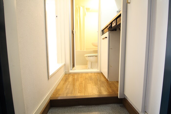 物件内観写真7　(玄関)