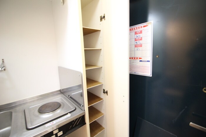 物件内観写真8　(靴箱)