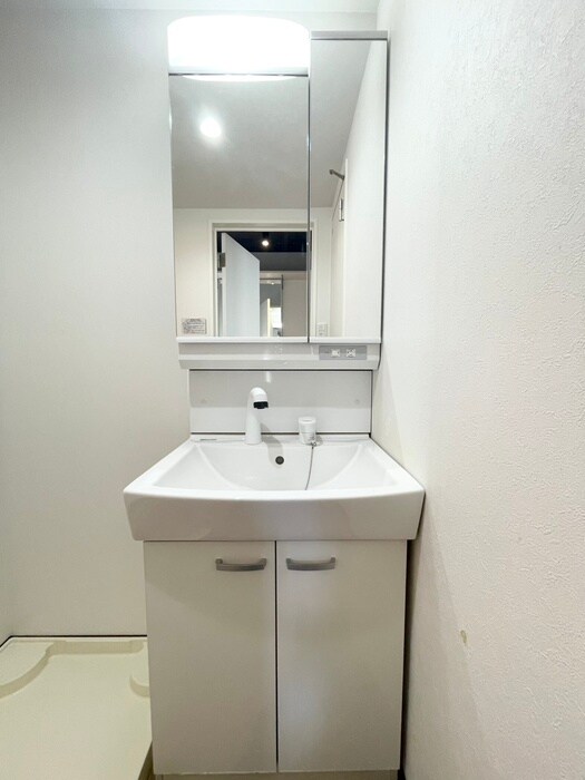 物件内観写真11　(洗面)