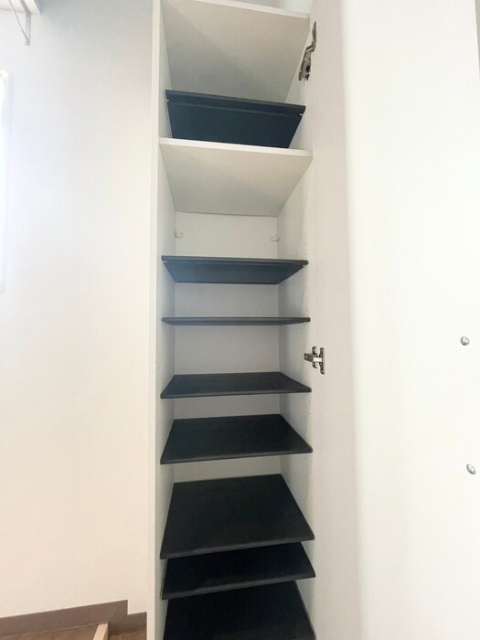 物件内観写真17　(靴箱)