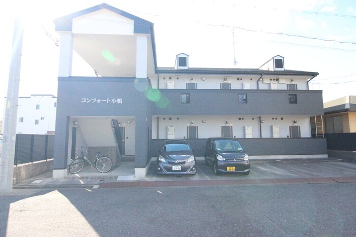 物件外観写真2　(外観写真)