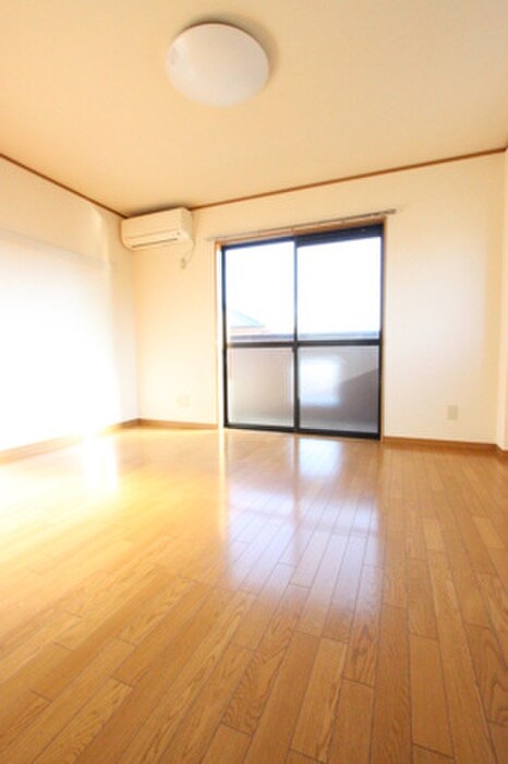 物件内観写真9　(居室)