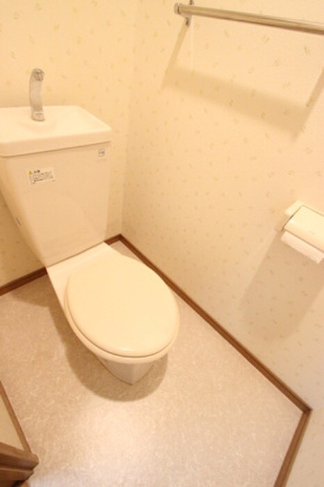 物件内観写真10　(トイレ)