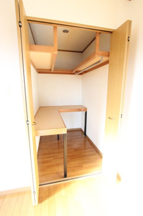 物件内観写真16　(収納)