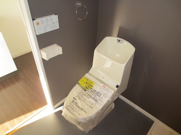 物件内観写真13　(トイレ)