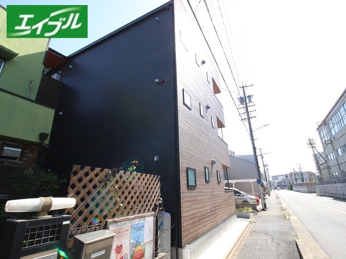 物件外観写真3　(周辺環境)