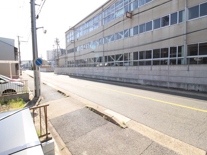 物件内観写真21　(室内からの展望)