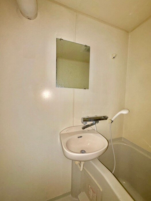 物件内観写真10　(洗面)