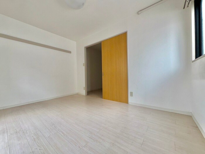 物件内観写真21　(居室)