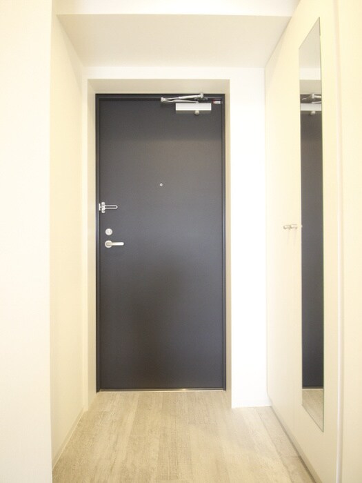 物件内観写真14　(玄関)