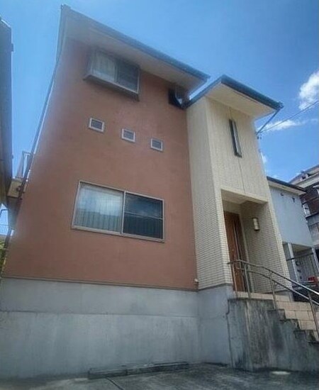 名東本町戸建外観写真