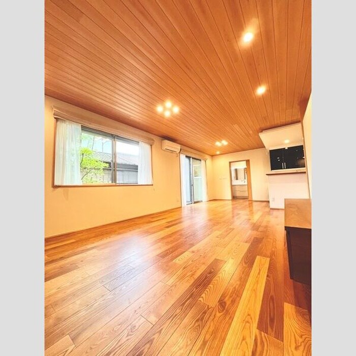 物件内観写真4　(居室)